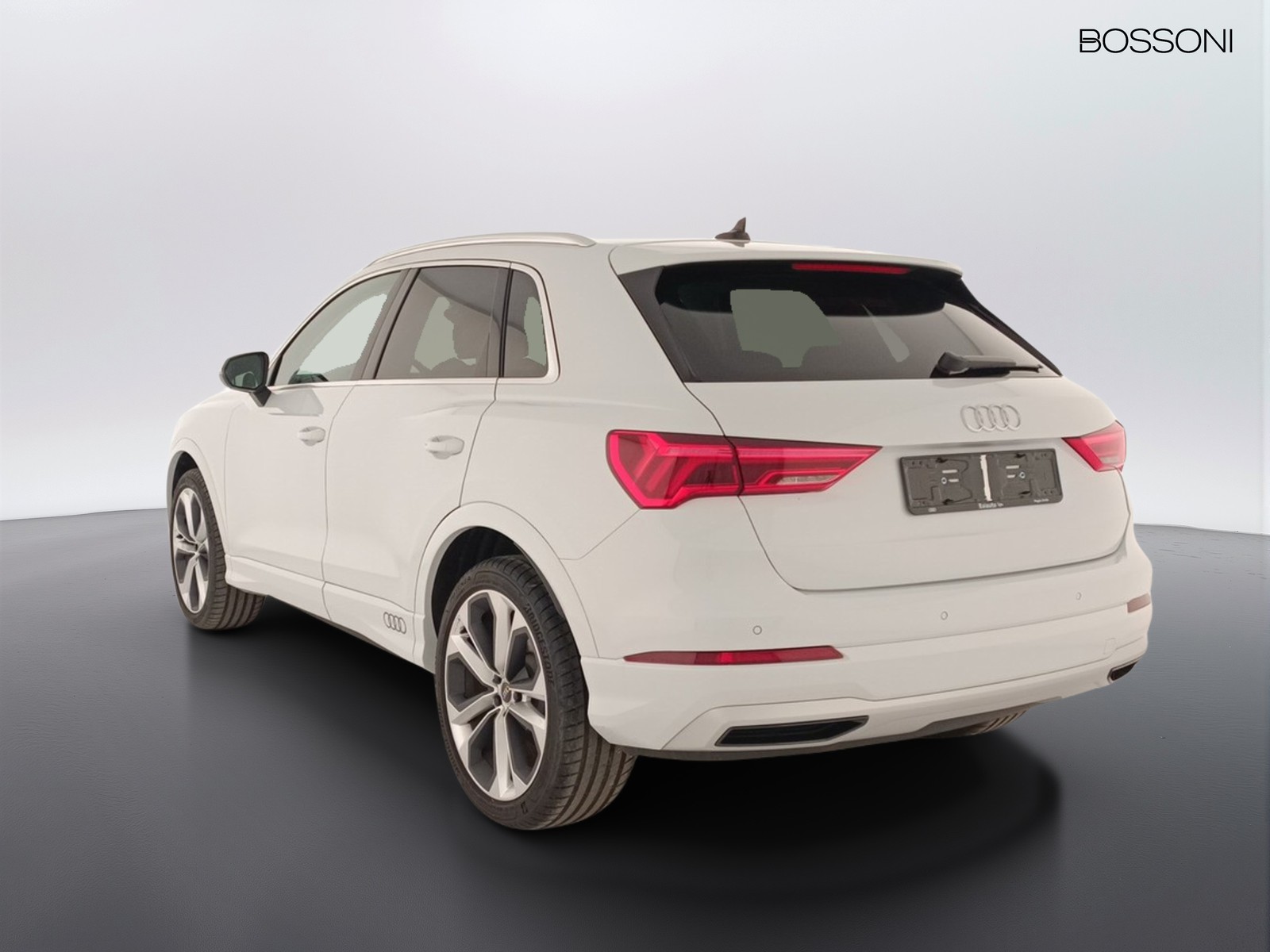 4 - Audi Q3 35 2.0 tdi business advanced s tronic