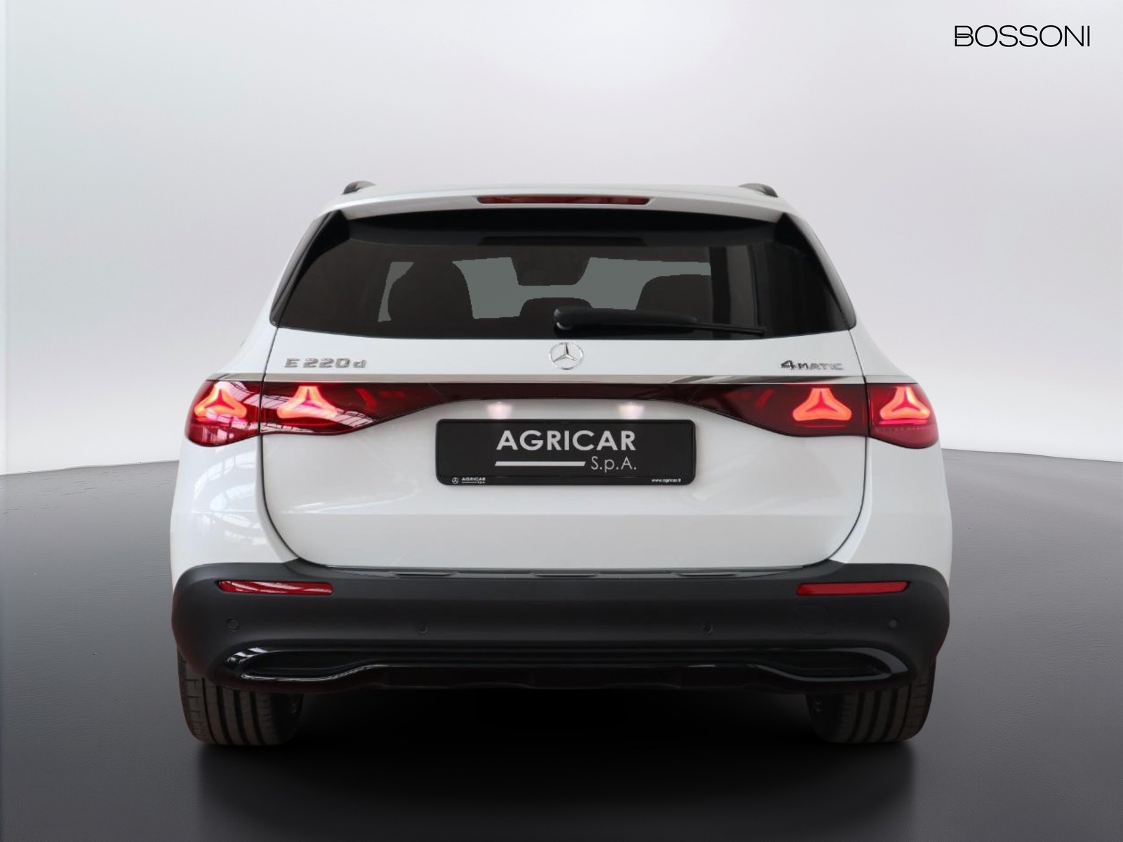 6 - Mercedes Classe E station wagon all-terrain 220 d premium 4matic 9g-tronic