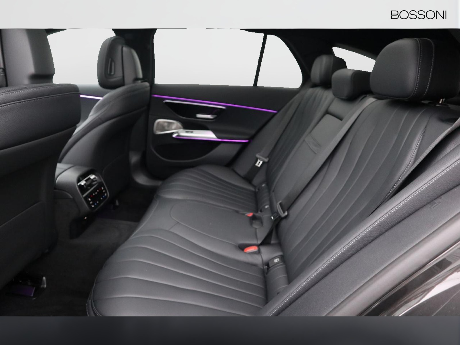 8 - Mercedes Classe E station wagon 300 de plug in hybrid amg line premium plus 4matic 9g-tronic