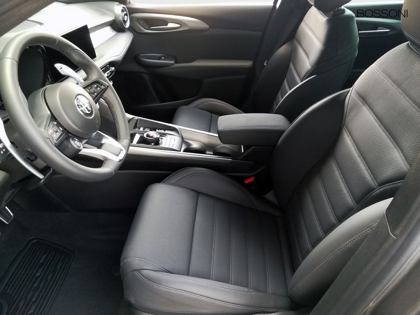 10 - Alfa Romeo Tonale 1.5 hybrid 160cv veloce tct7