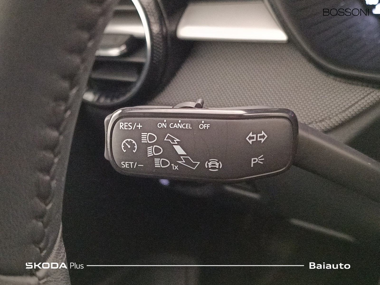 18 - Skoda Fabia 1.0 mpi 80cv selection