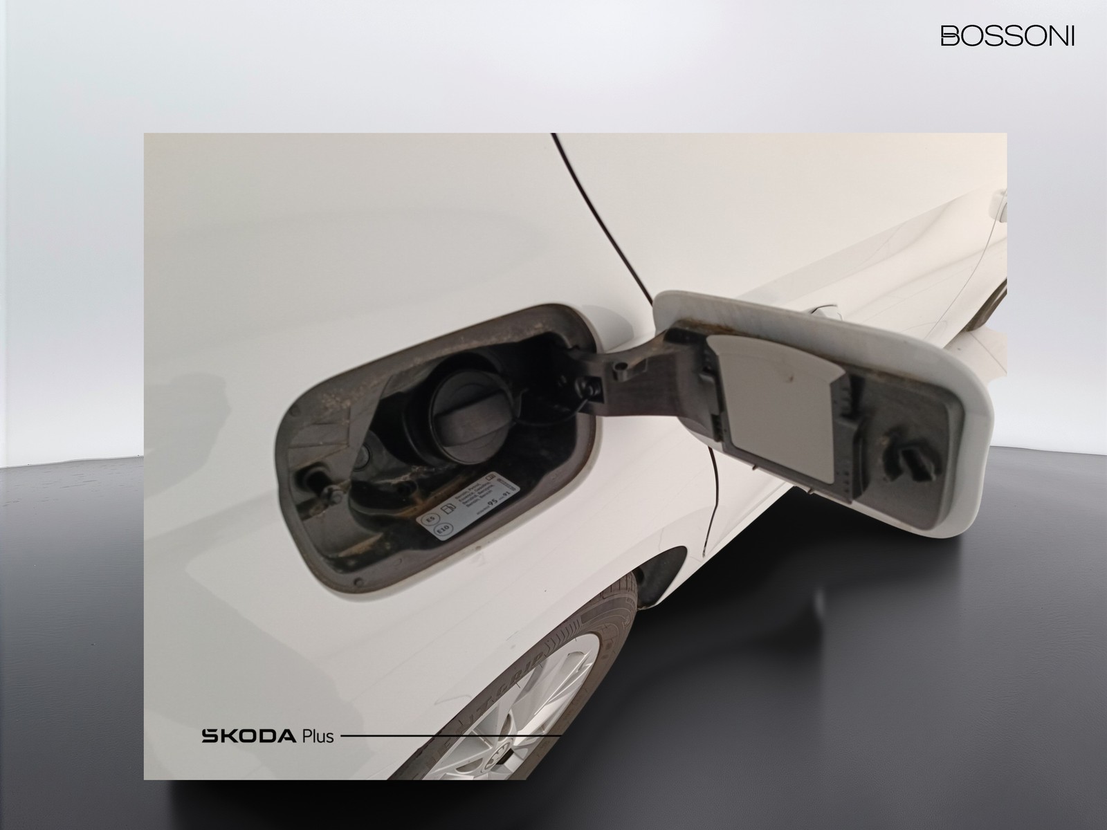 32 - Skoda Fabia 1.0 mpi 80cv selection