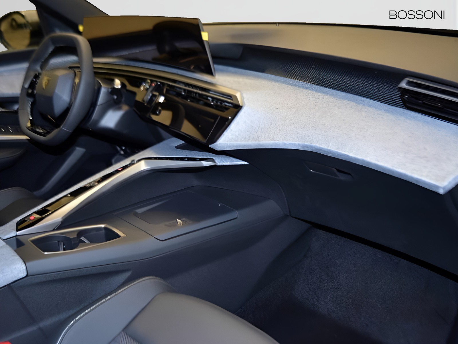 8 - Peugeot 3008 1.2 hybrid 145cv gt e-dcs6