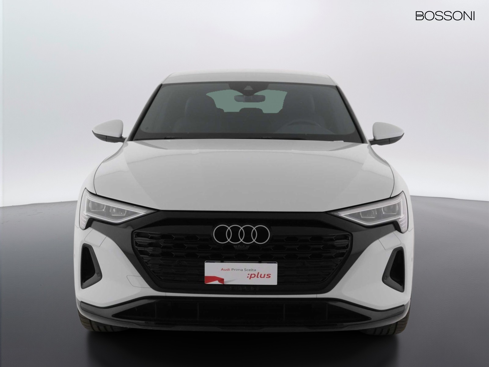 14 - Audi Q8 e-tron 50 business advanced quattro
