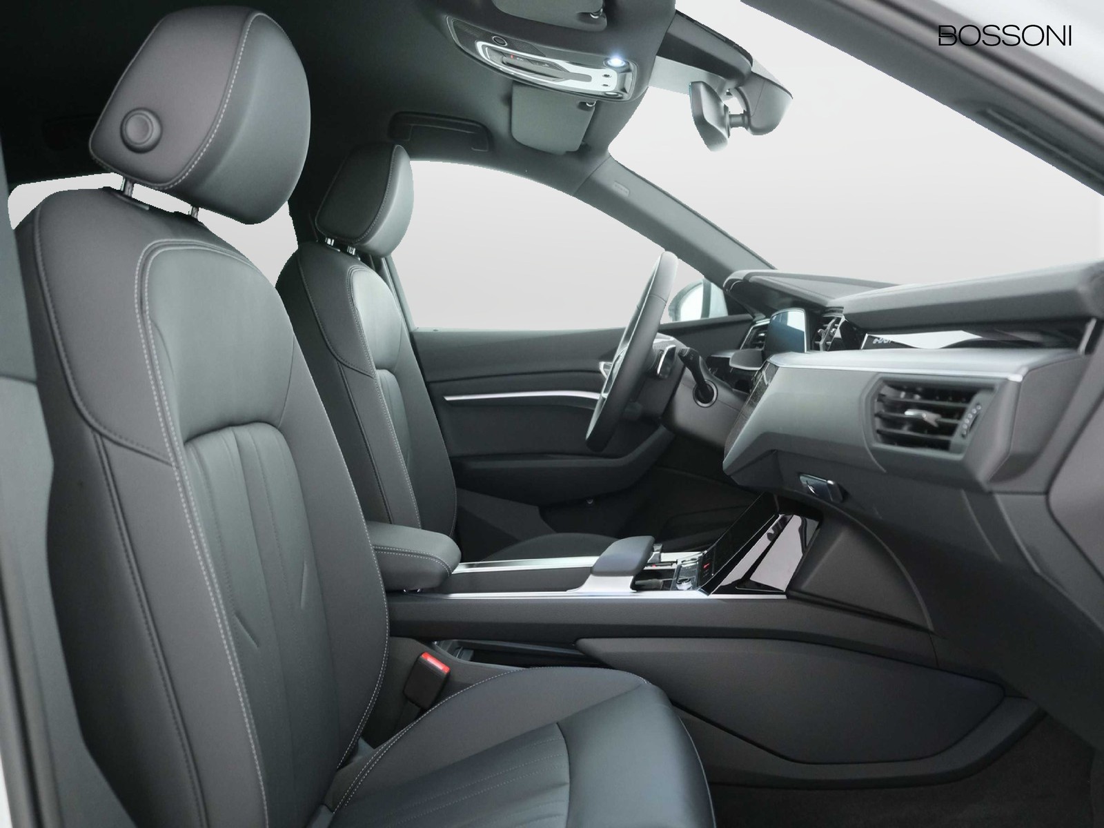 33 - Audi Q8 e-tron 50 business advanced quattro