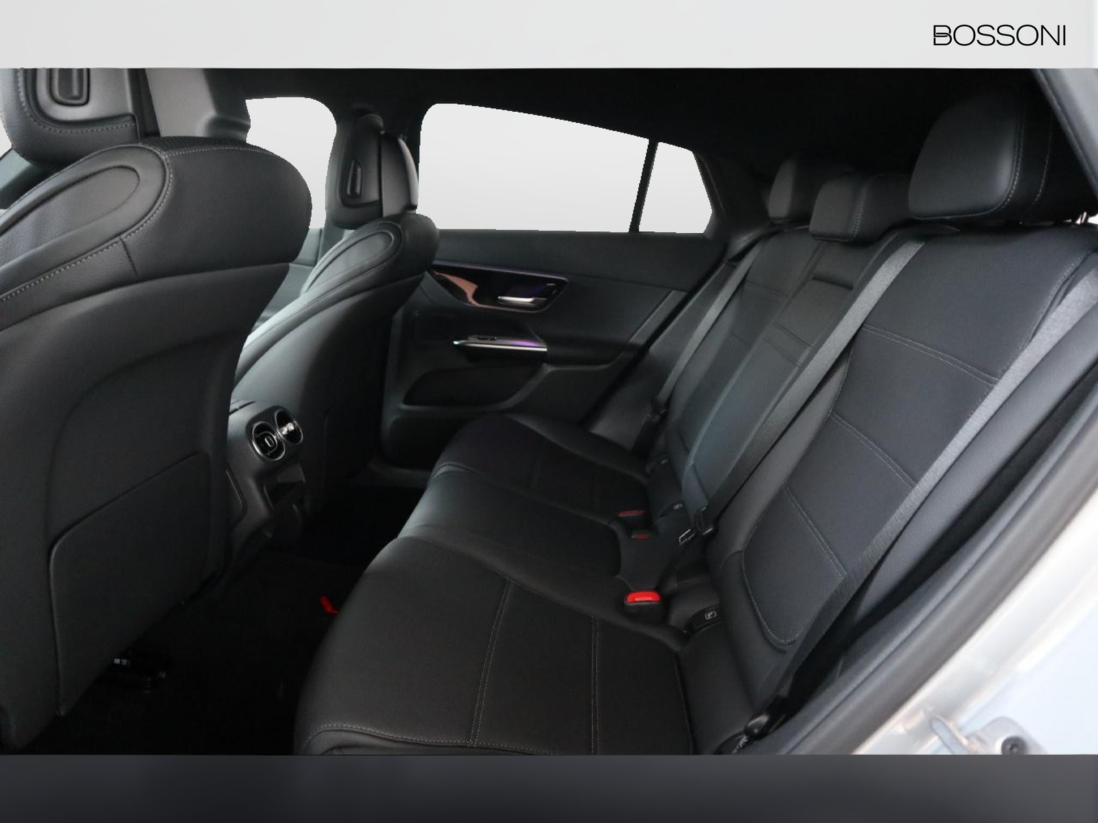 8 - Mercedes GLC coupe 220 d advanced 4matic 9g-tronic