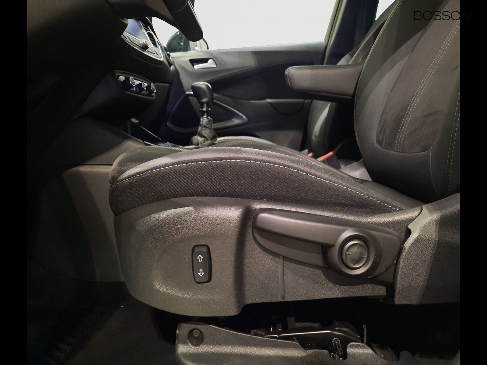 17 - Opel Crossland 1.2 110cv ultimate s&s