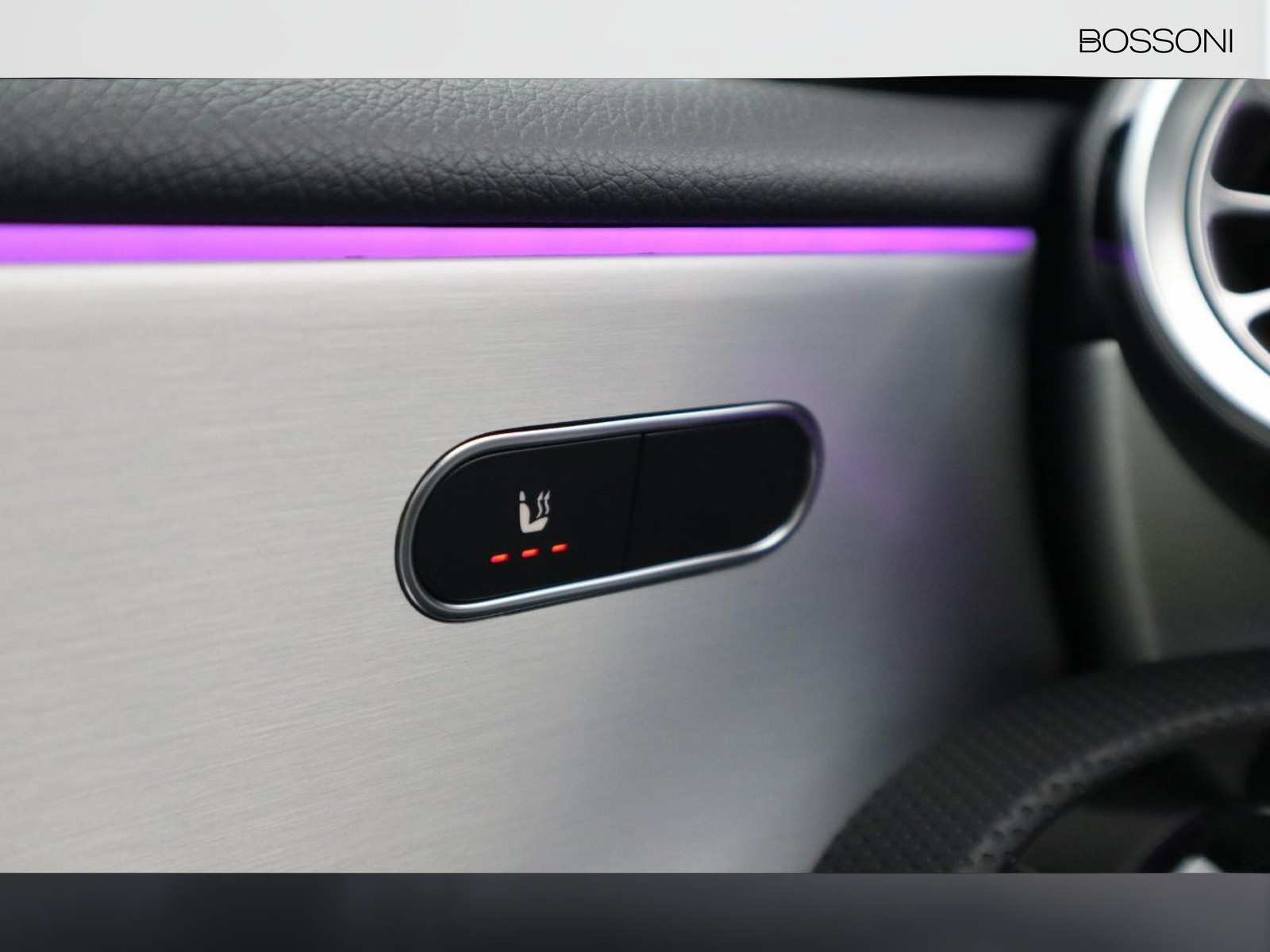 15 - Mercedes Classe A 180 d amg line premium speedshift dct amg 8g