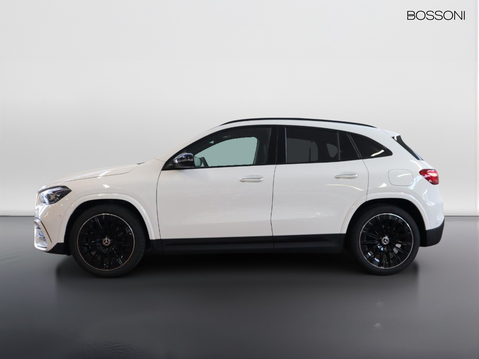 3 - Mercedes GLA 200 d amg line premium 4matic 8g-dct
