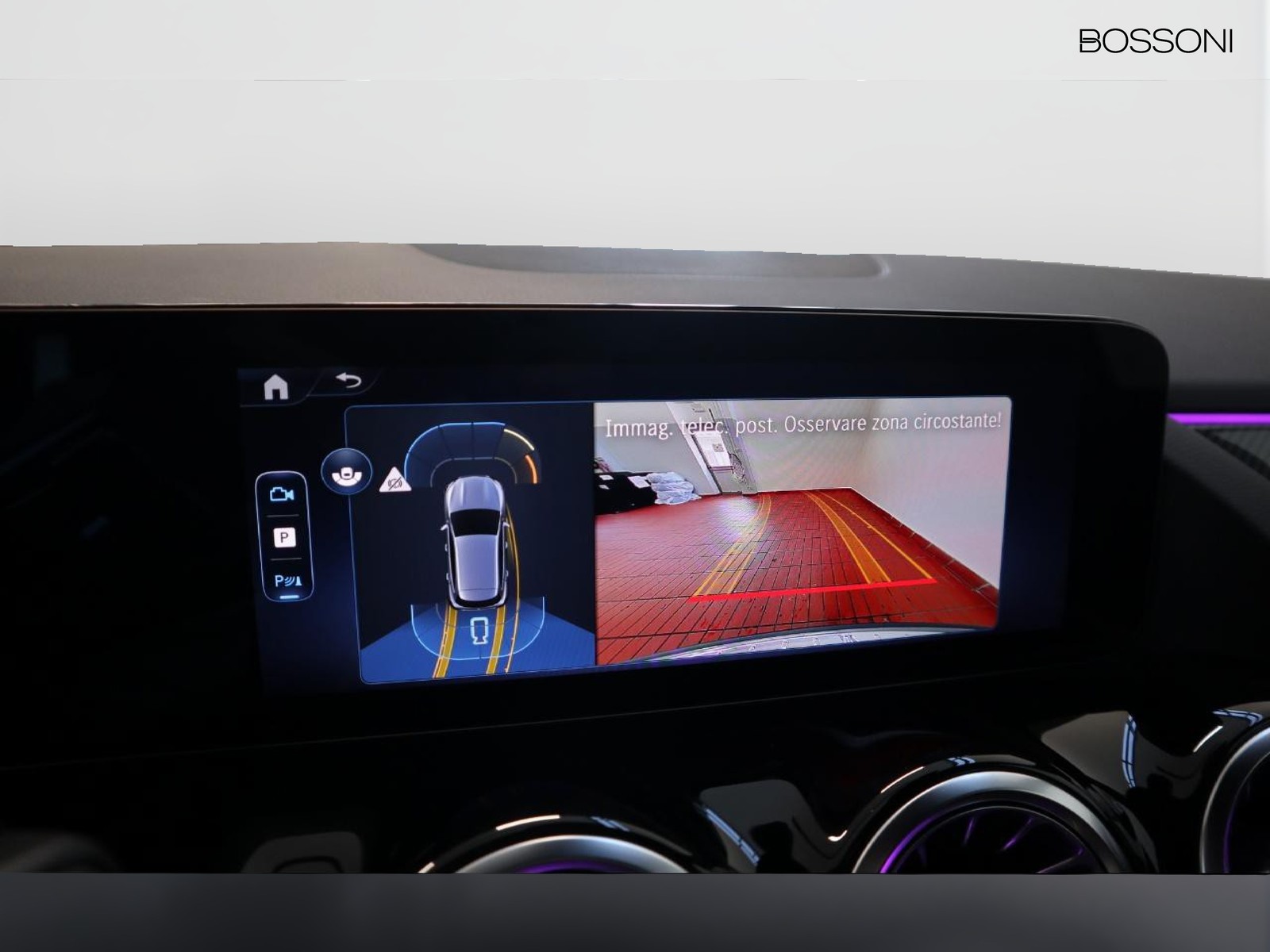 11 - Mercedes GLA 200 d amg line premium 8g-dct