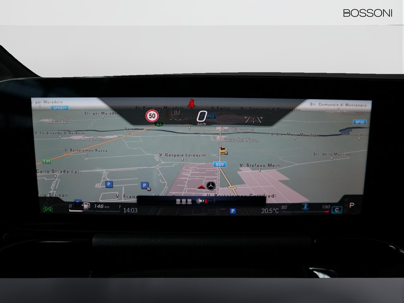 16 - Mercedes GLA 180 d amg line advanced plus 8g-dct