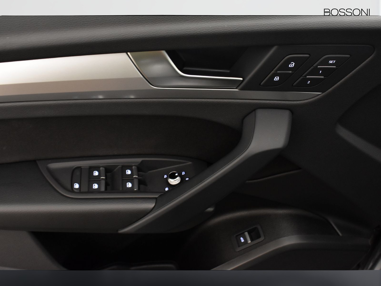 18 - Audi Q5 sportback 40 2.0 tfsi mhev 12v business advanced quattro s tronic