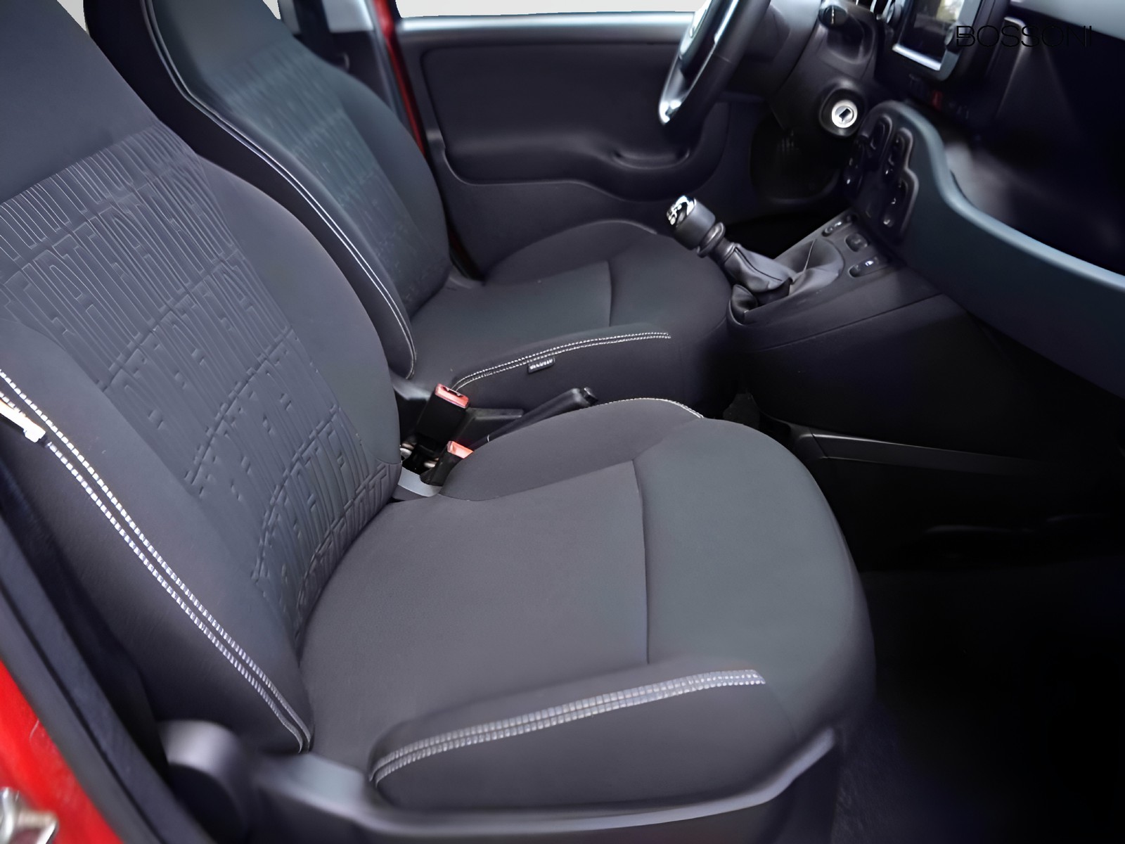 5 - Fiat Panda cross 1.0 firefly hybrid 70cv s&s 5p.ti