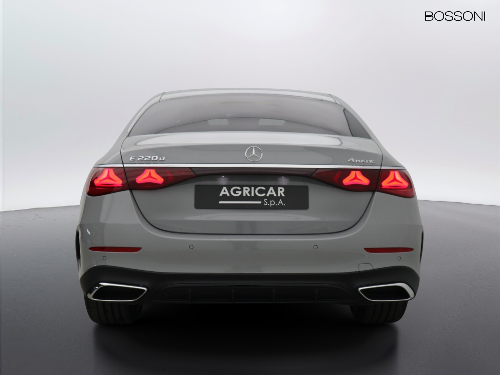 6 - Mercedes Classe E berlina 220 d amg line premium 4matic 9g-tronic