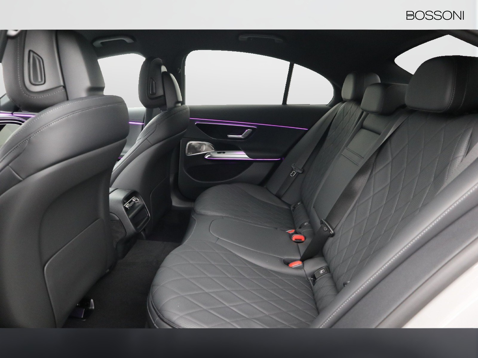 8 - Mercedes Classe E berlina 220 d amg line premium 4matic 9g-tronic