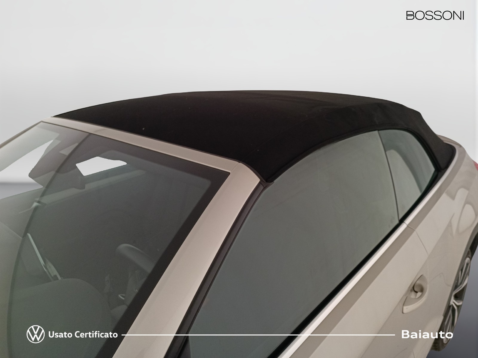 24 - Volkswagen T-Roc cabriolet 1.0 tsi 110cv style