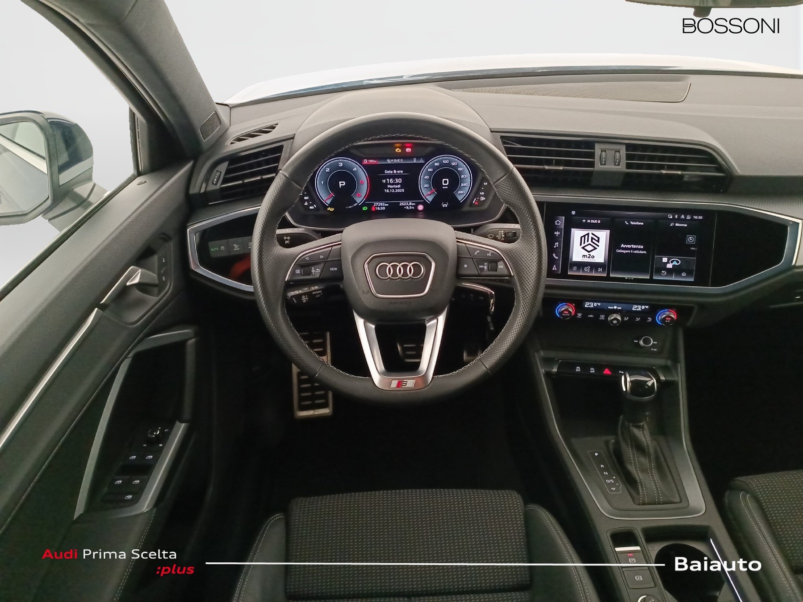 8 - Audi Q3 35 2.0 tdi s line edition s tronic