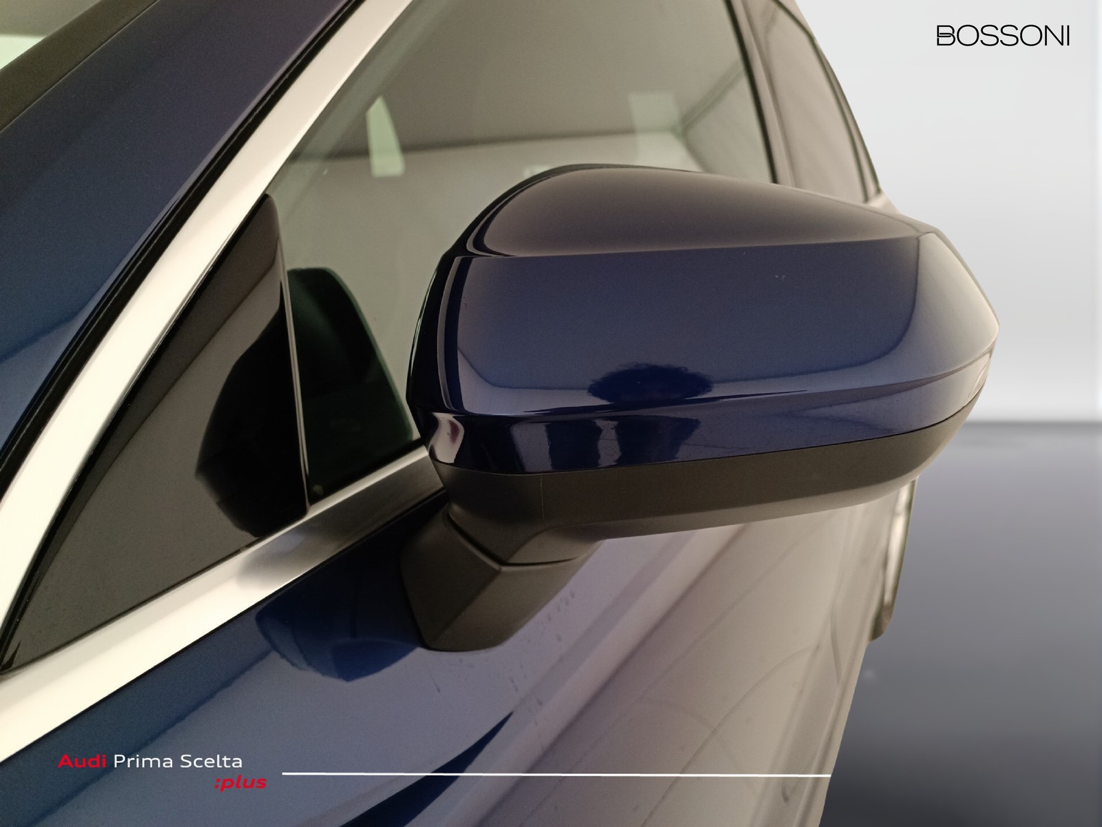 26 - Audi Q3 35 2.0 tdi s line edition s tronic