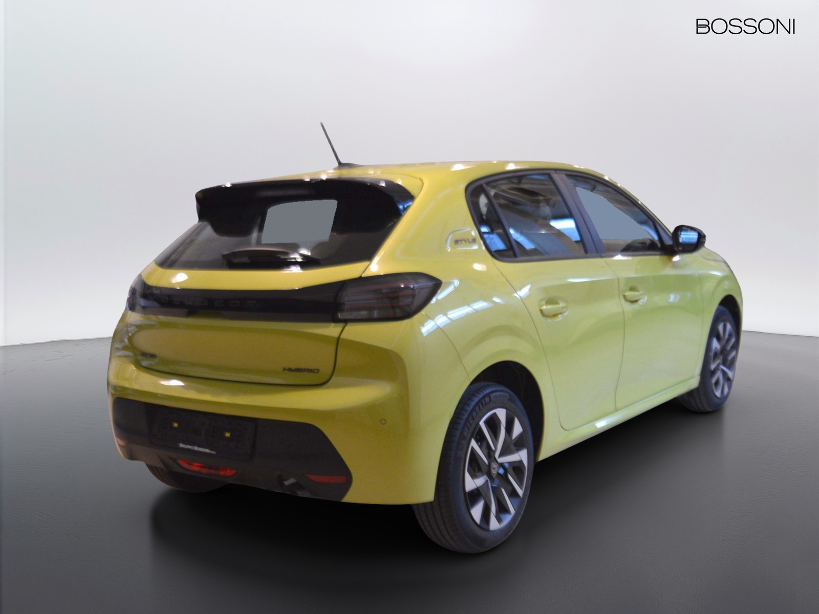 3 - Peugeot 208 1.2 hybrid 48v 110cv style e-dcs6