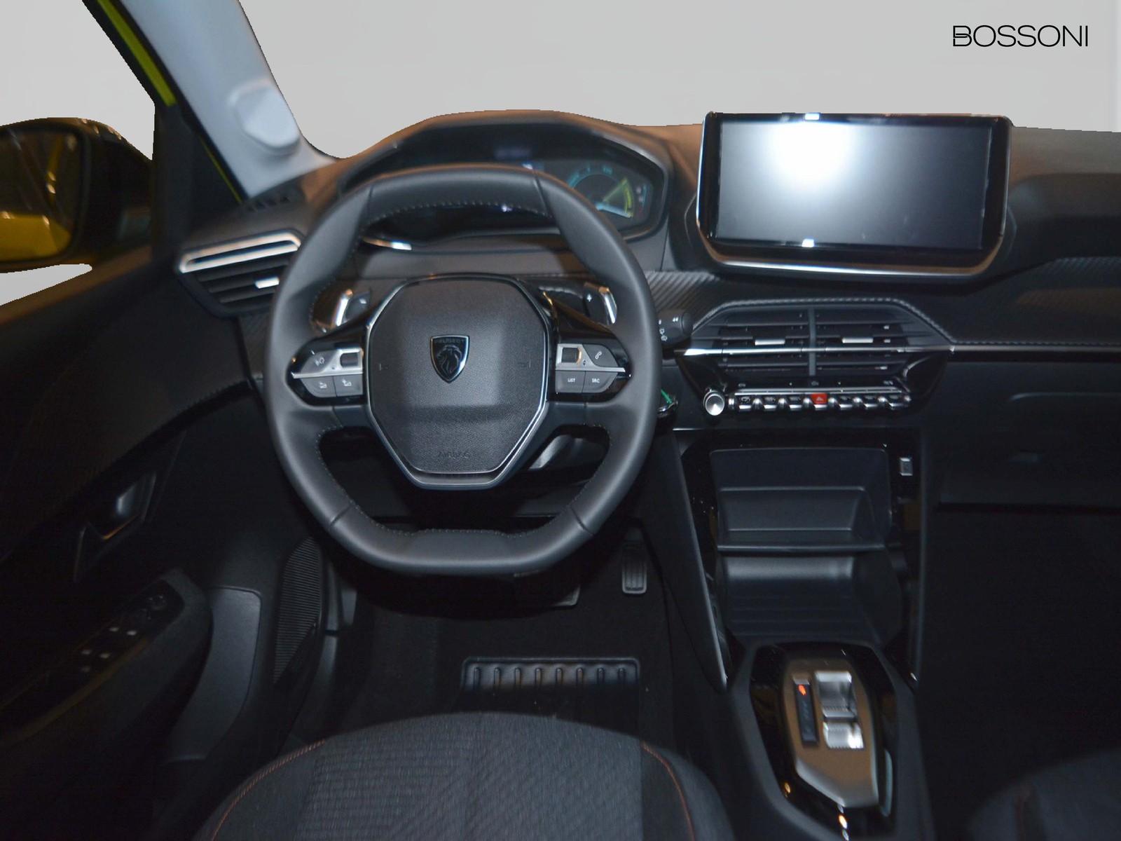 9 - Peugeot 208 1.2 hybrid 48v 110cv style e-dcs6