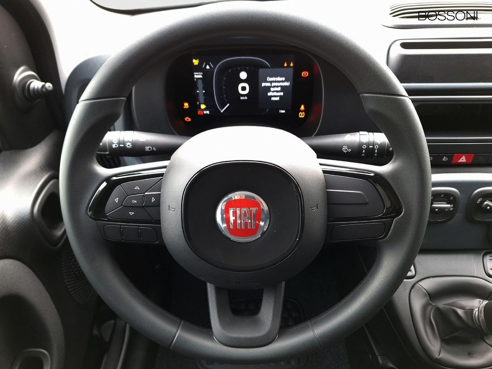 9 - Fiat Pandina 1.0 firefly hybrid 70cv pop s&s