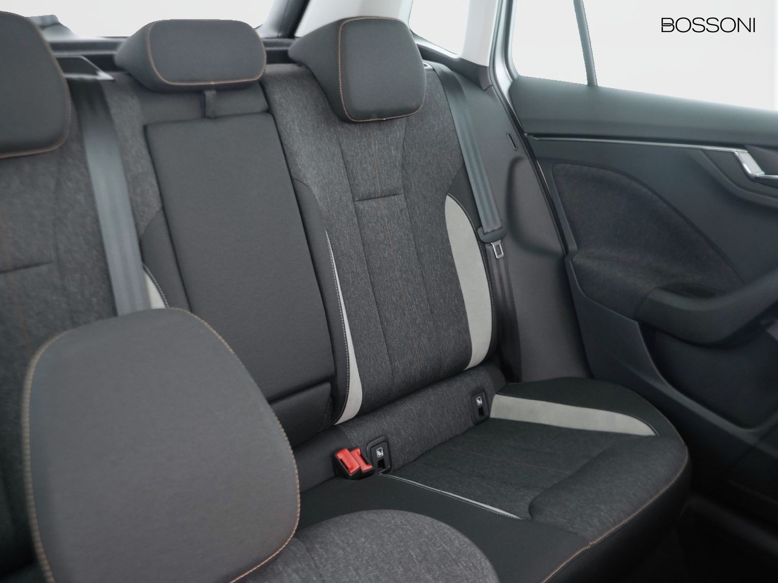 21 - Skoda Kamiq 1.5 tsi act 150cv dark shade dsg