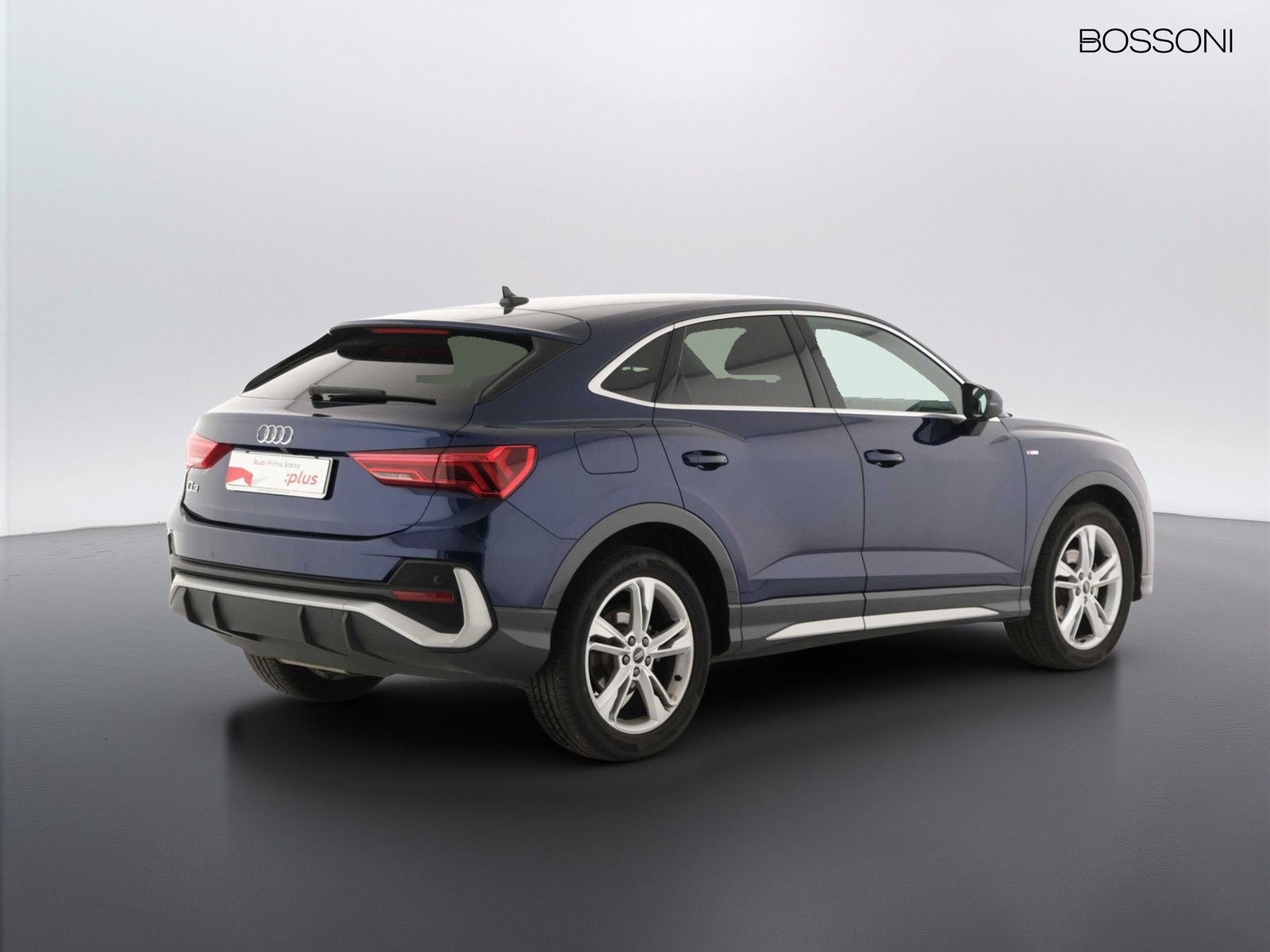 2 - Audi Q3 sportback 35 2.0 tdi s line edition s tronic