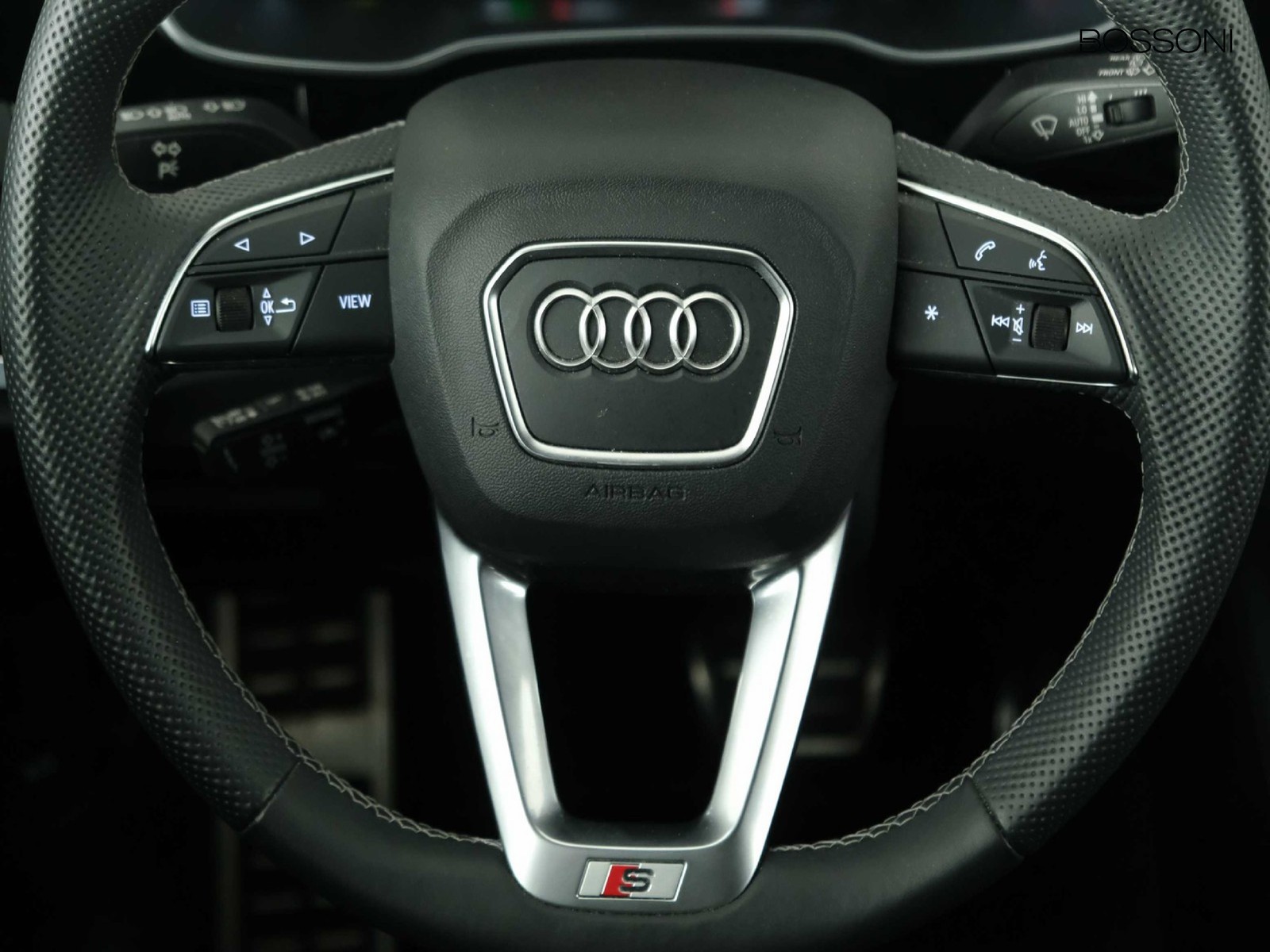 10 - Audi Q3 sportback 35 2.0 tdi s line edition s tronic