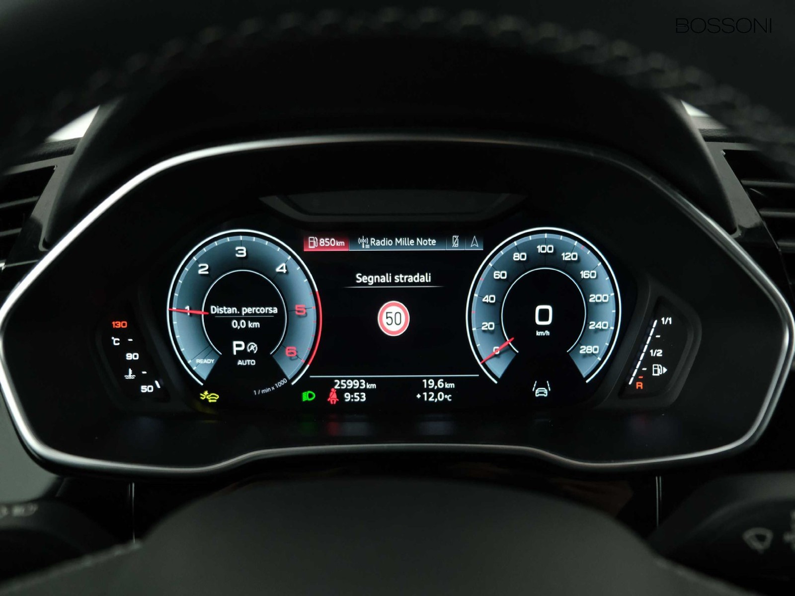 18 - Audi Q3 sportback 35 2.0 tdi s line edition s tronic