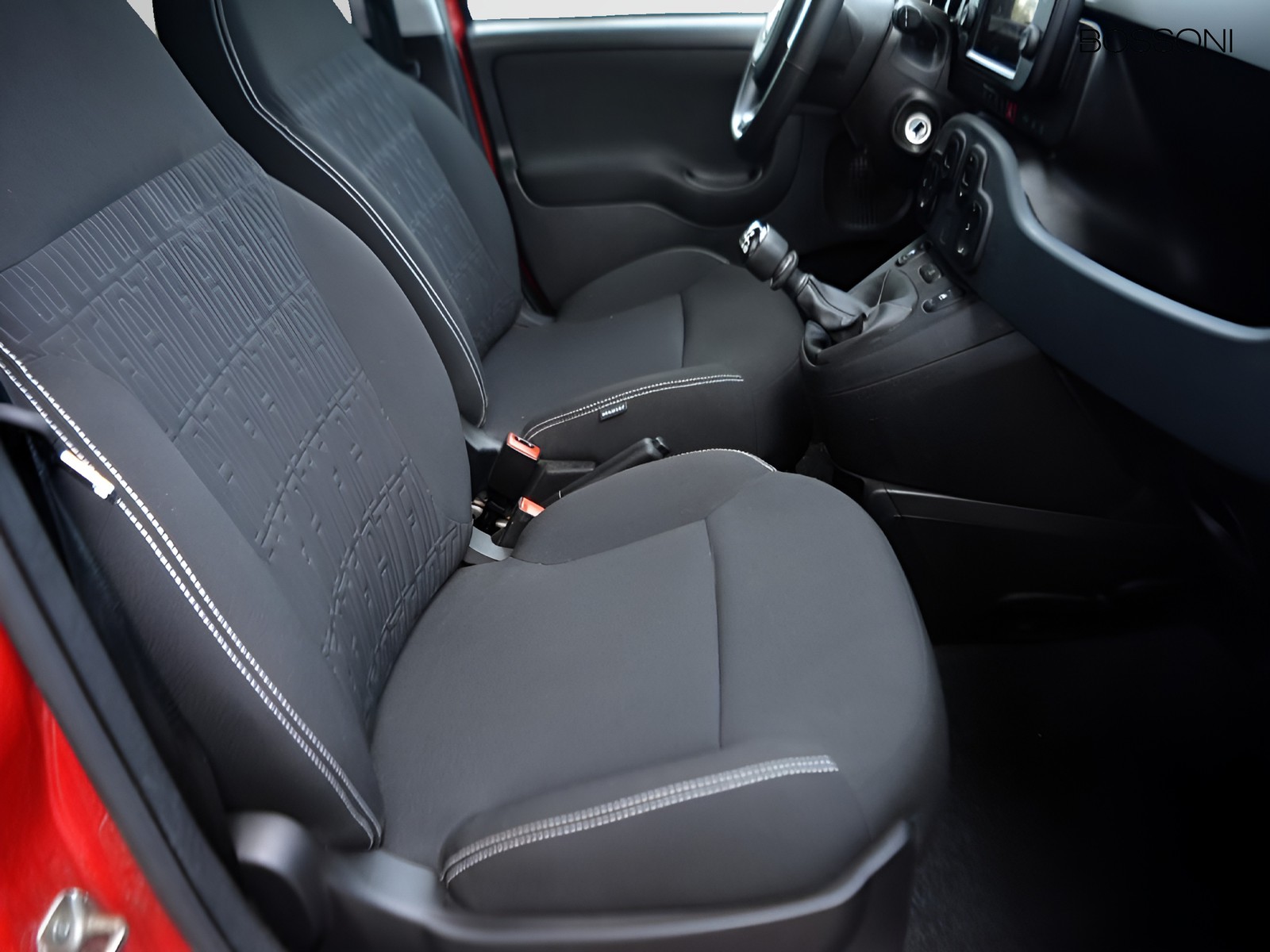 5 - Fiat Panda cross 1.0 firefly hybrid 70cv s&s 5p.ti