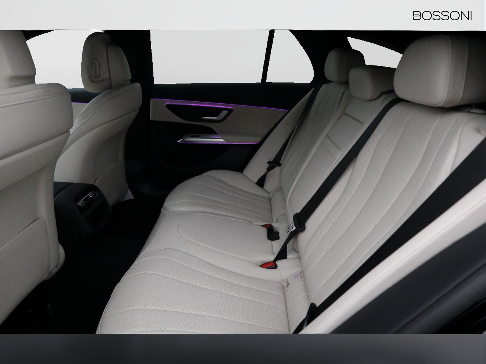 8 - Mercedes Classe E station wagon 220 d amg line advanced 4matic 9g-tronic