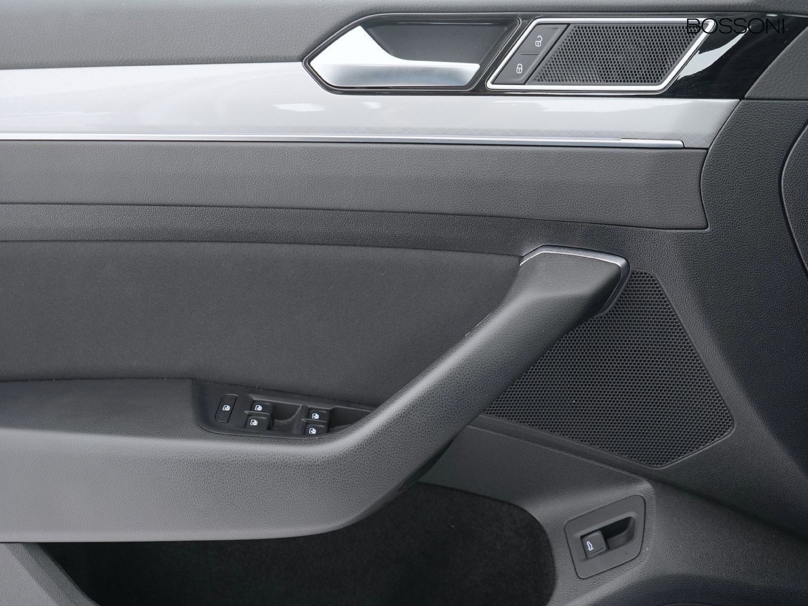 17 - Volkswagen Passat variant 2.0 tdi scr evo 150cv business dsg