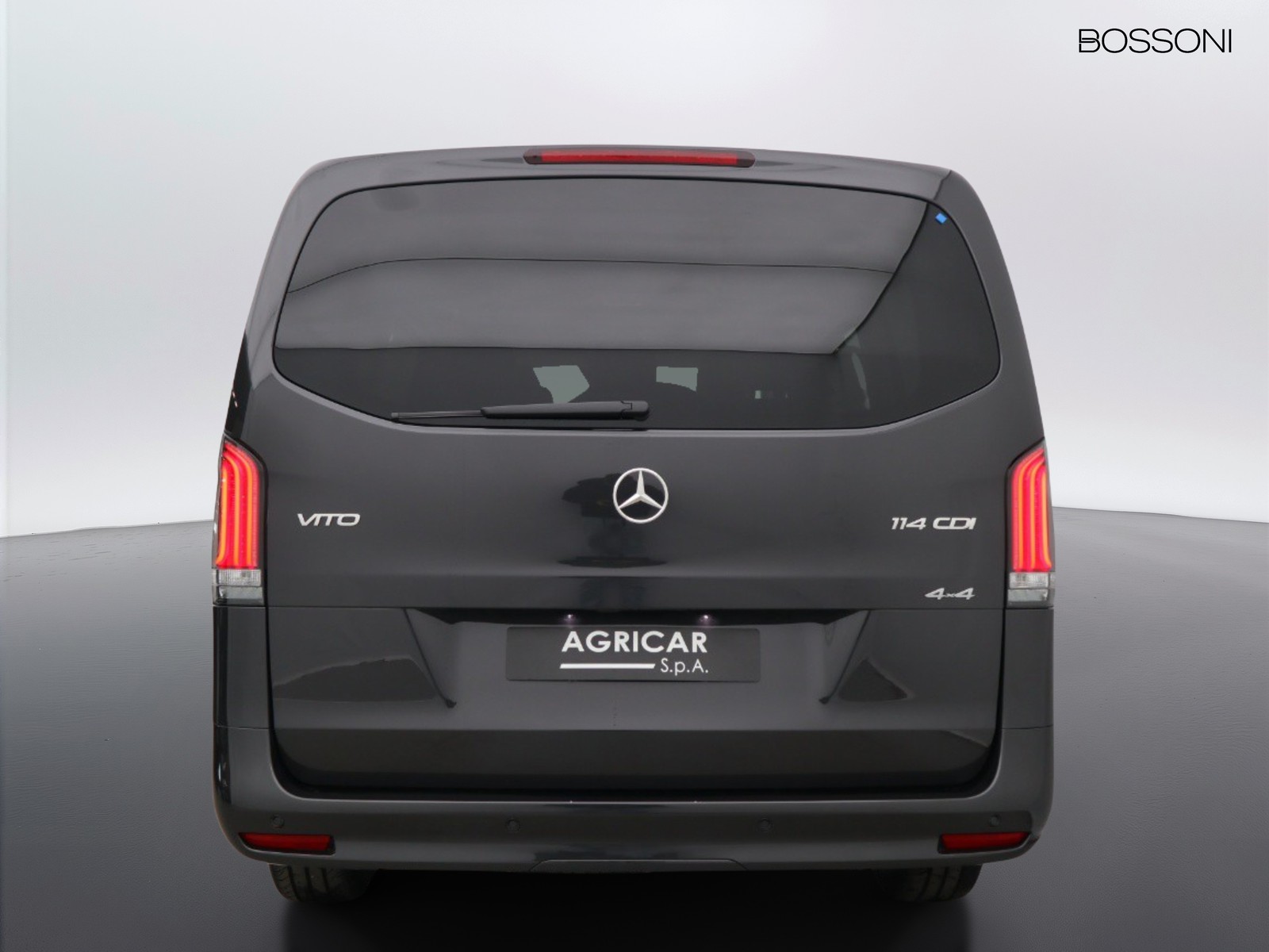 6 - Mercedes Vans Vito mixto 114 cdi long select 4x4 9g-tronic