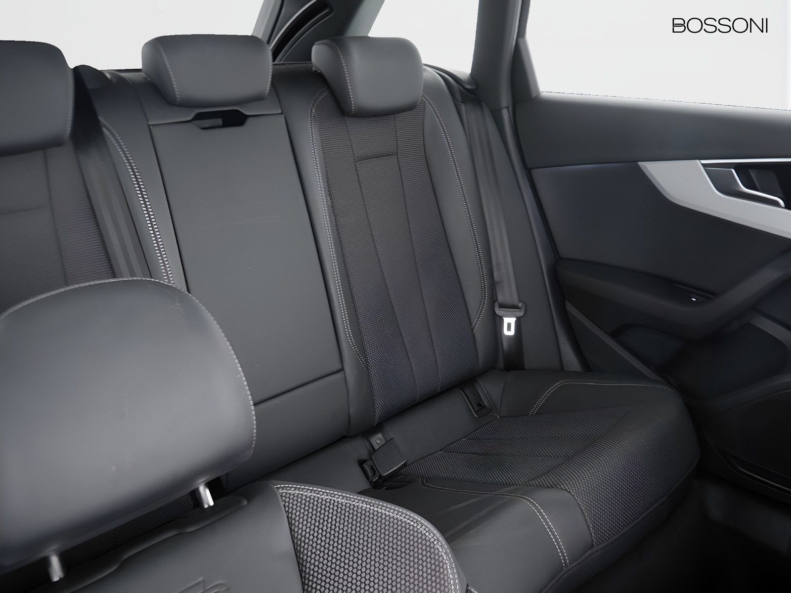 21 - Audi A4 avant 40 2.0 tdi mhev 204cv s line edition quattro s tronic