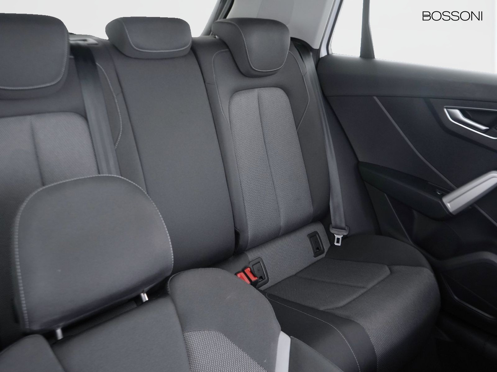 21 - Audi Q2 35 1.5 tfsi s line edition s tronic