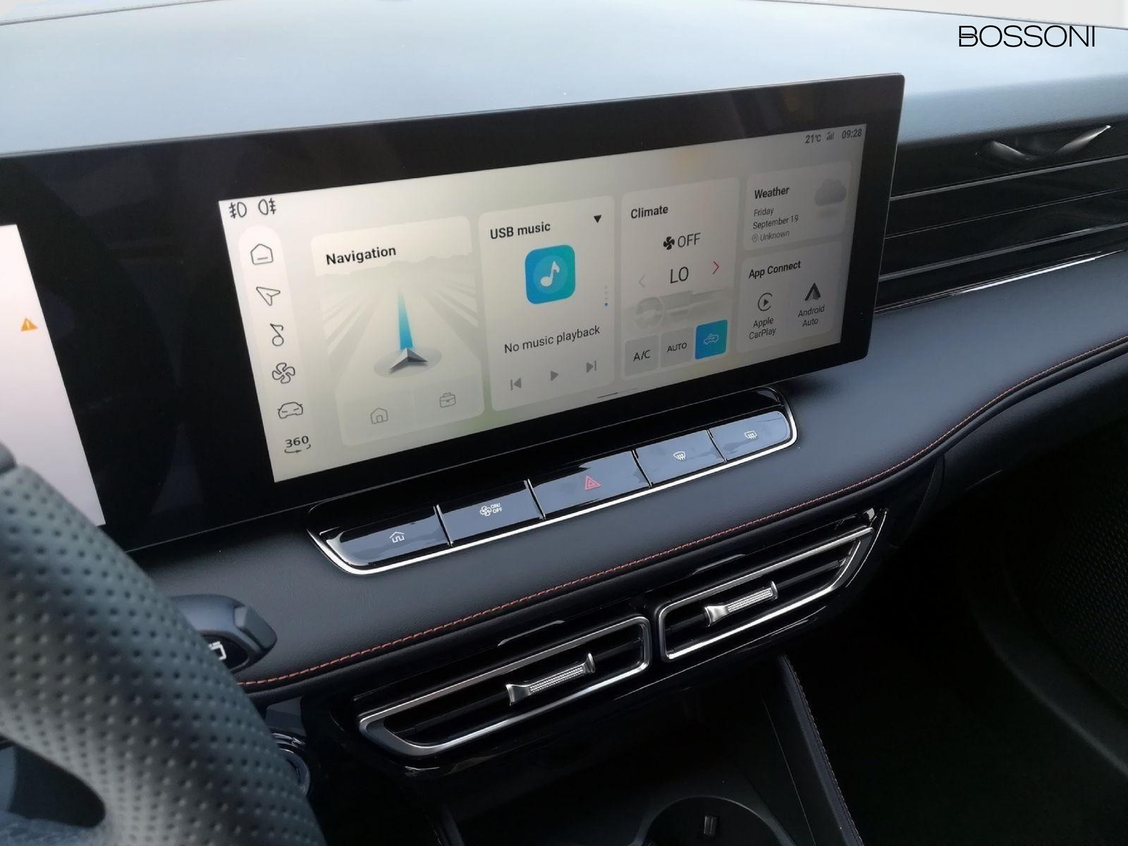 16 - Mg HS 1.5 phev luxury auto