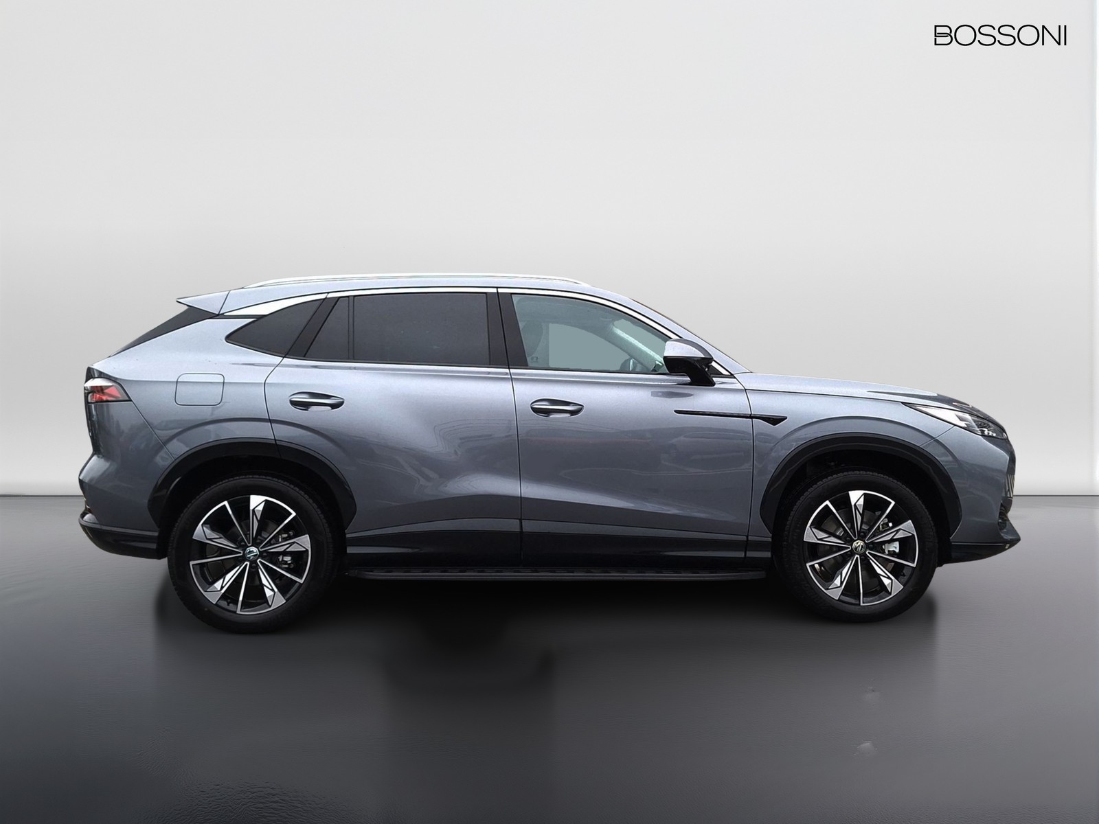 4 - Mg HS 1.5 phev luxury auto