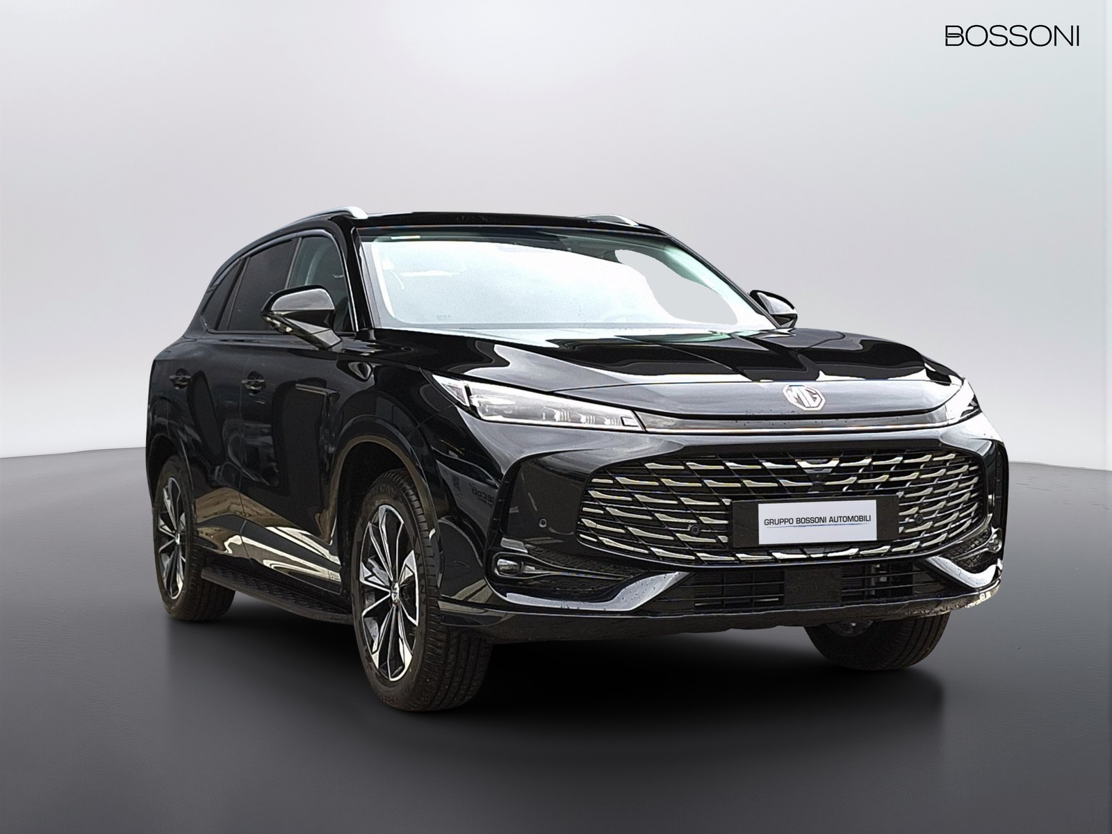 3 - Mg HS 1.5 phev luxury auto