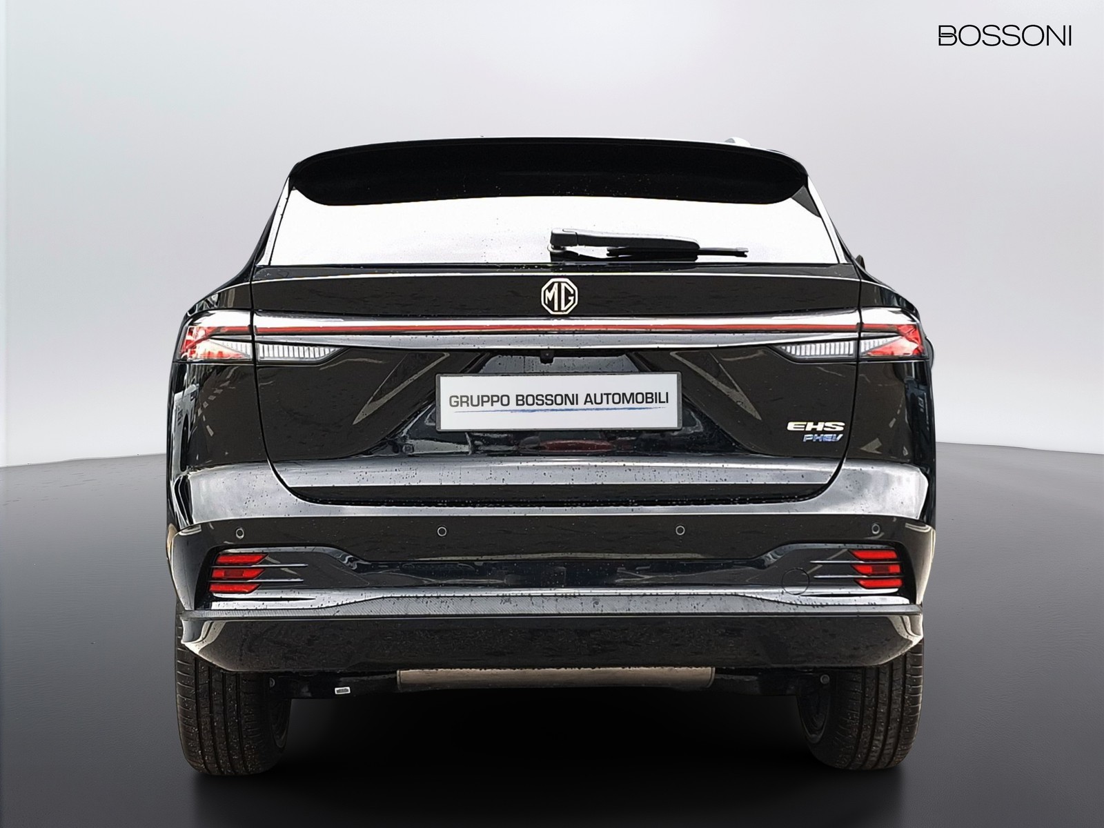 5 - Mg HS 1.5 phev luxury auto