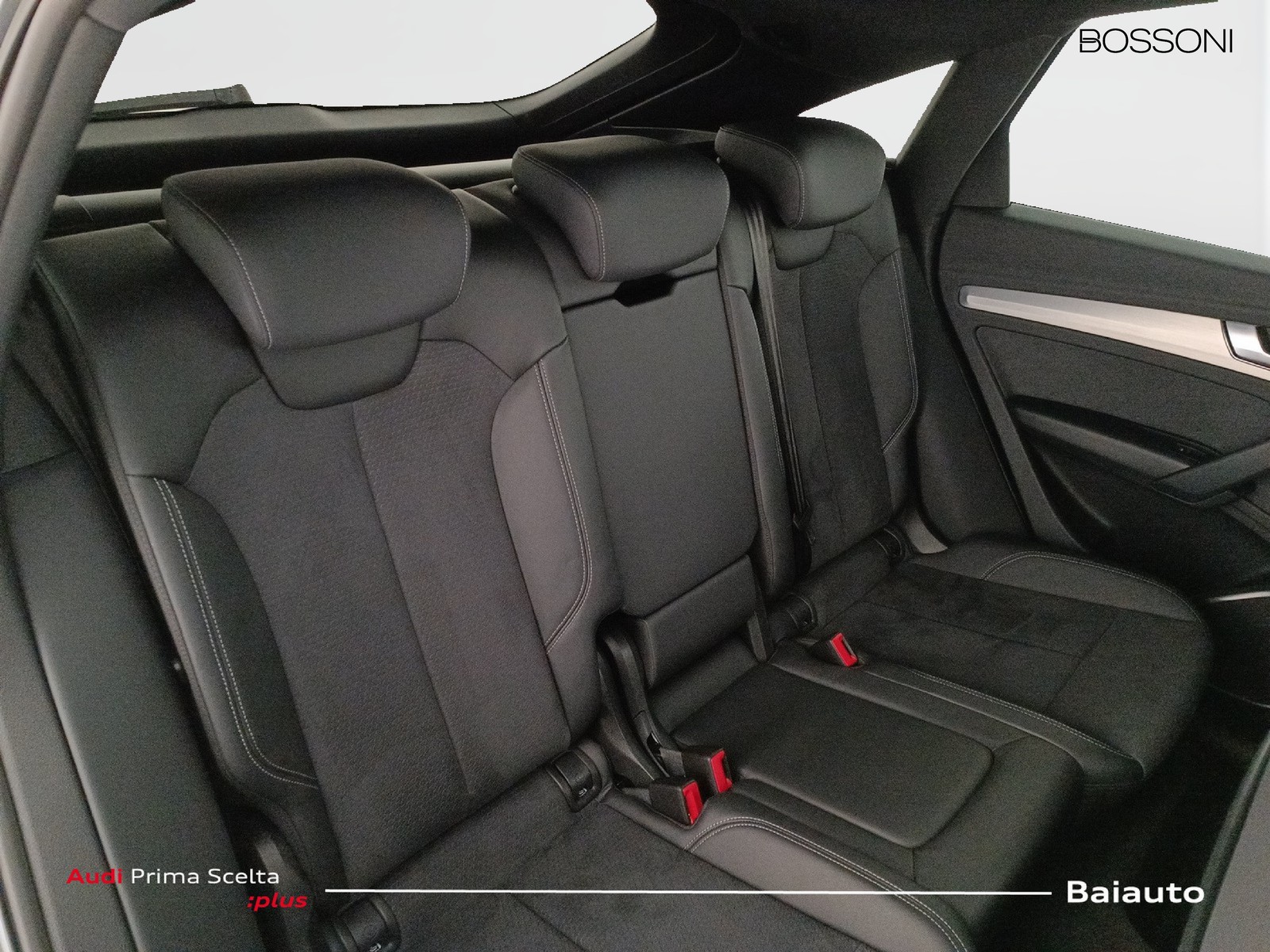 24 - Audi Q5 sportback 40 2.0 tdi mhev 12v s line quattro s tronic