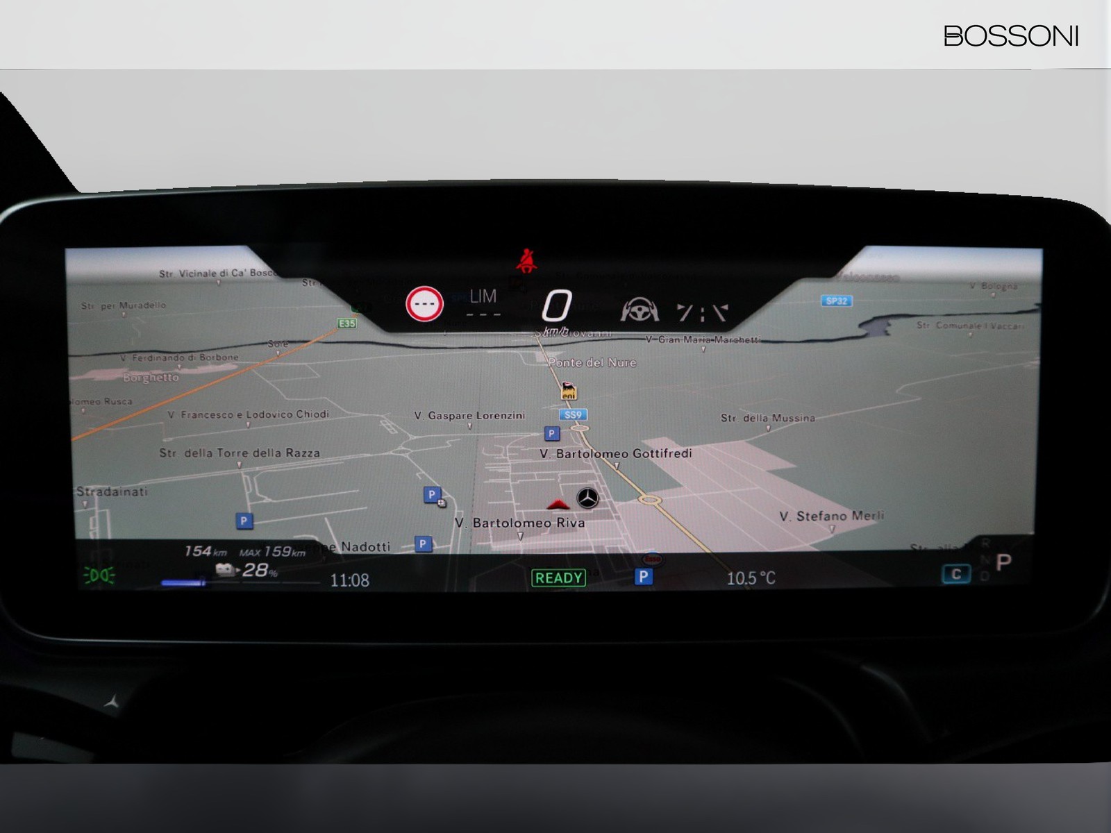 17 - Mercedes EQE 350 premium plus 4matic