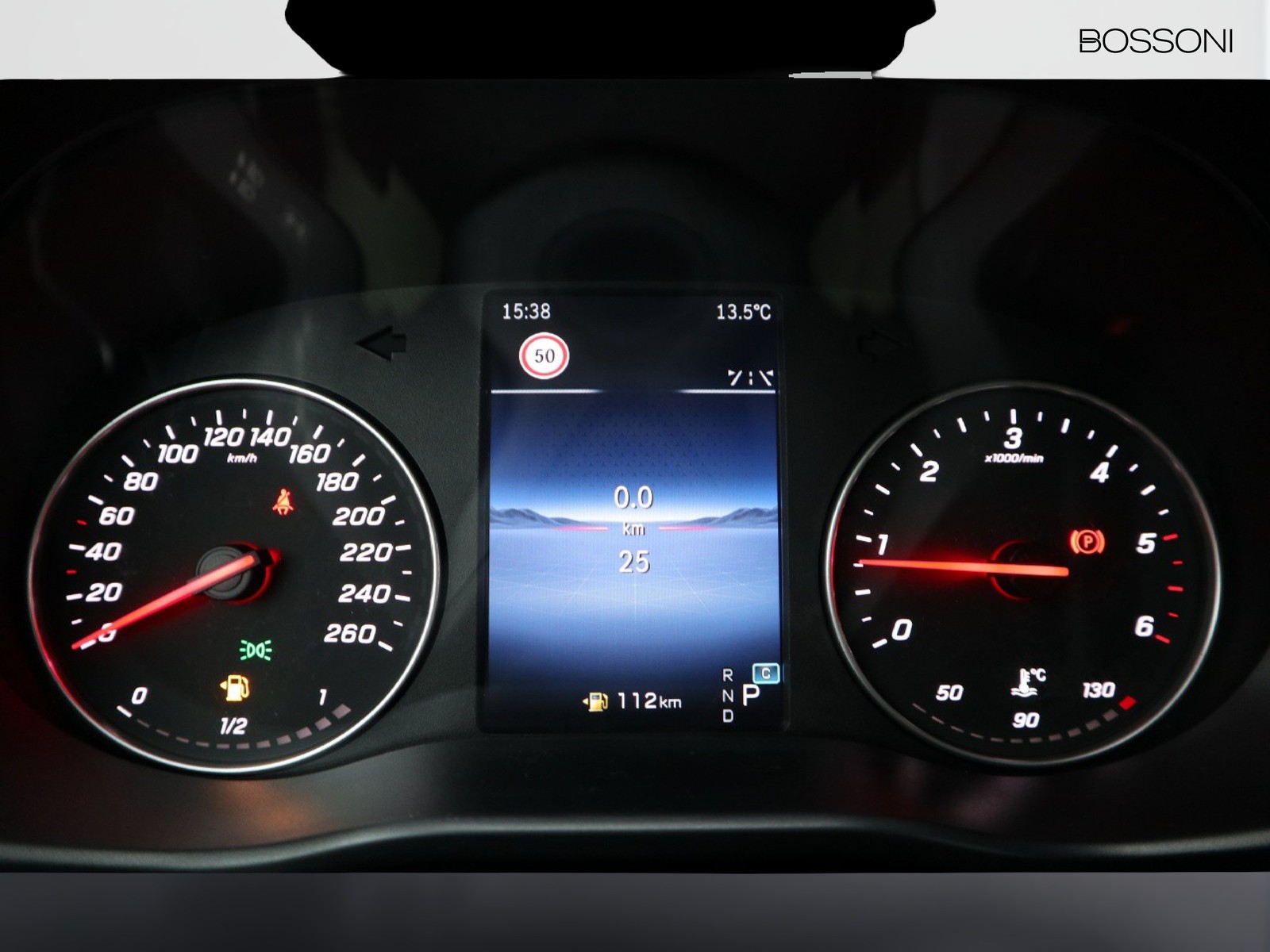 9 - Mercedes Vans Vito 114 cdi long mixto auto my20