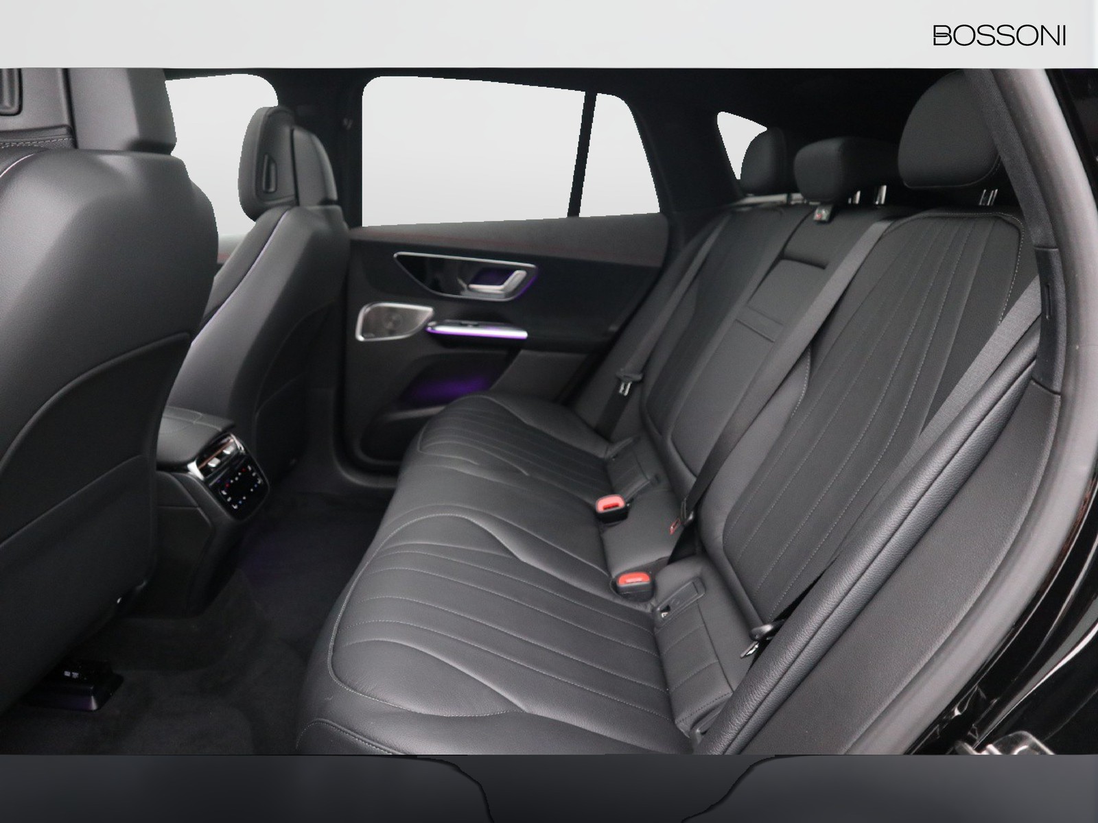 8 - Mercedes EQE suv 350 amg line premium plus 4matic