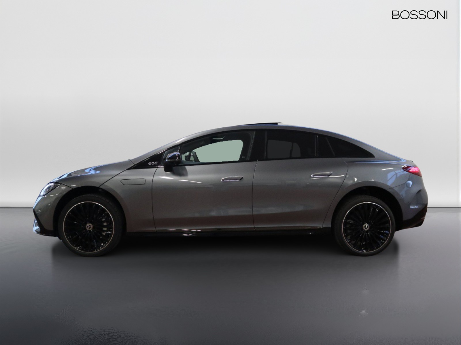 3 - Mercedes EQE 350 premium plus 4matic