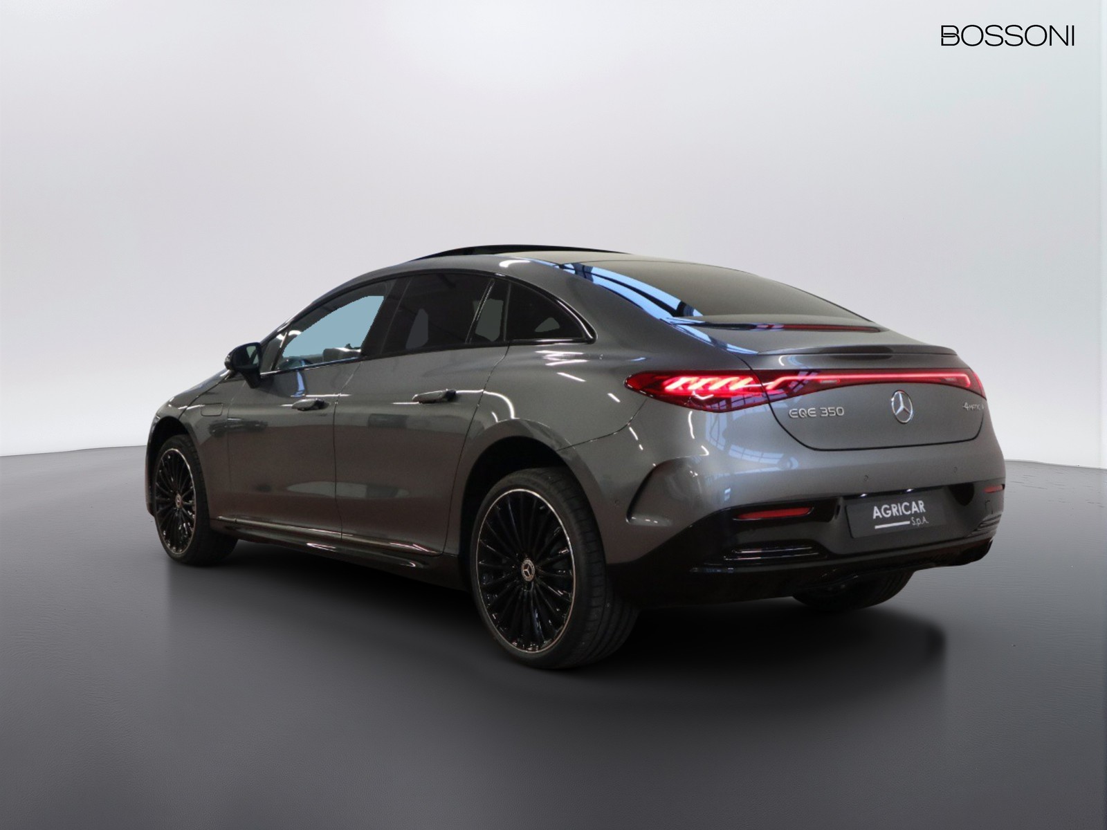 5 - Mercedes EQE 350 premium plus 4matic