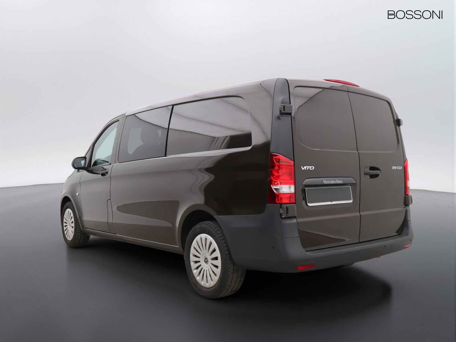 5 - Mercedes Vans Vito 119 cdi extralong mixto auto my20