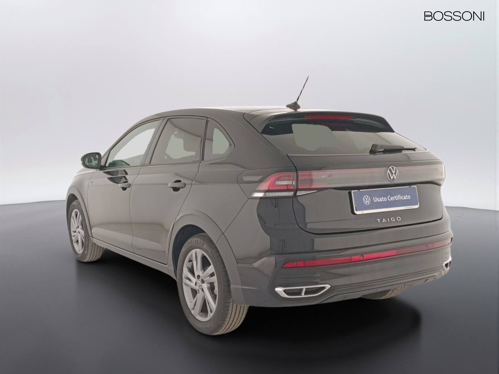 4 - Volkswagen Taigo 1.0 tsi 115cv r-line