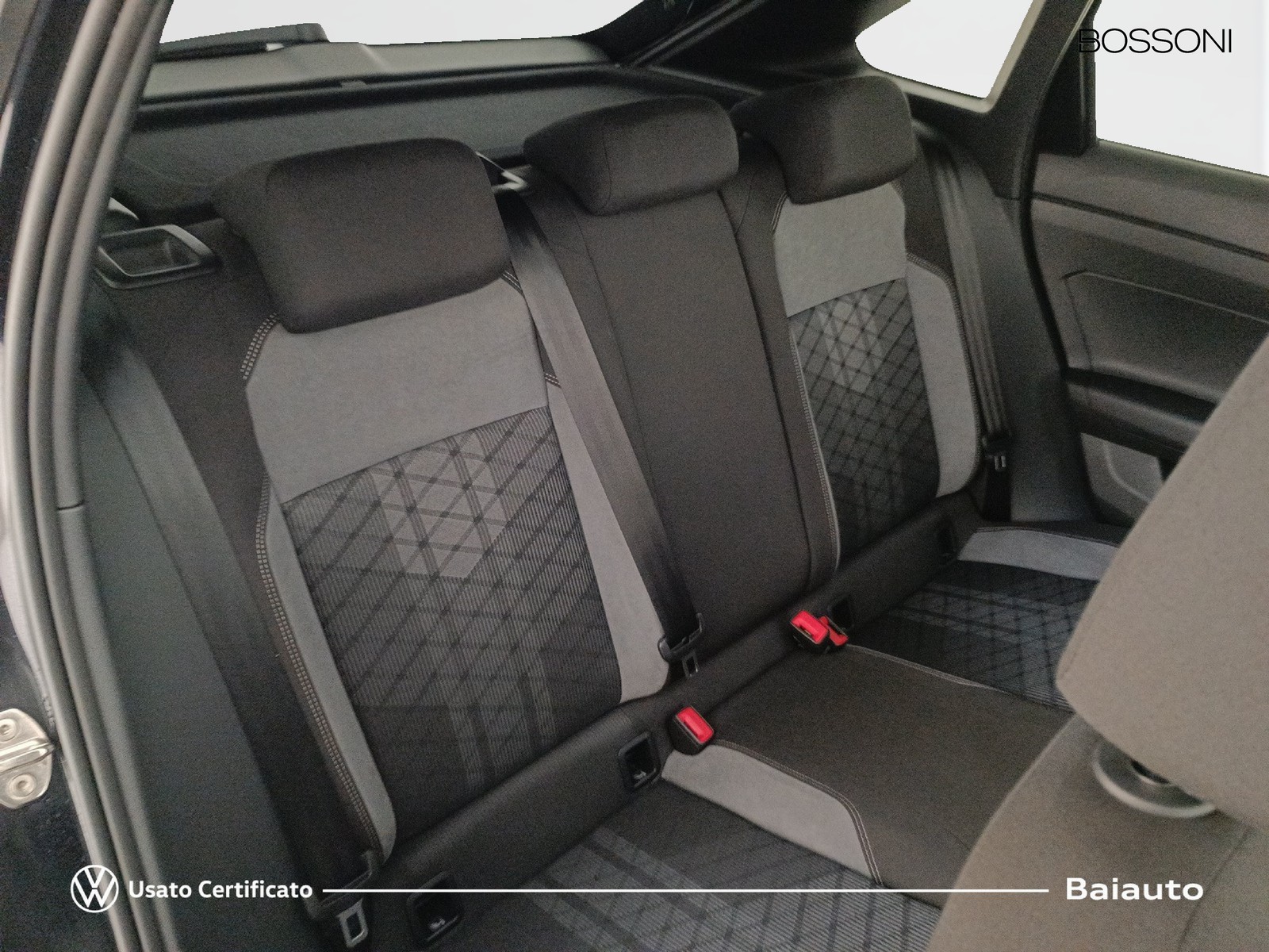 20 - Volkswagen Taigo 1.0 tsi 115cv r-line