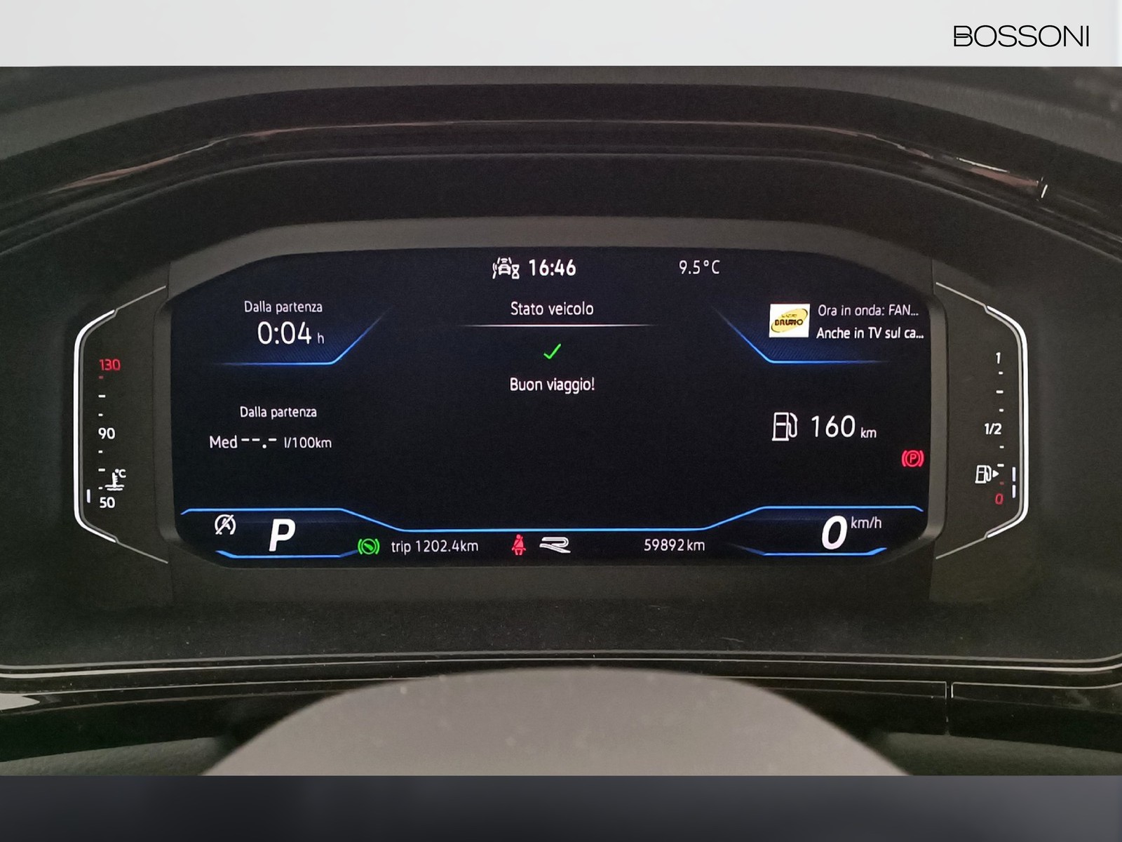 18 - Volkswagen T-Roc 2.0 tdi scr 150cv r line dsg