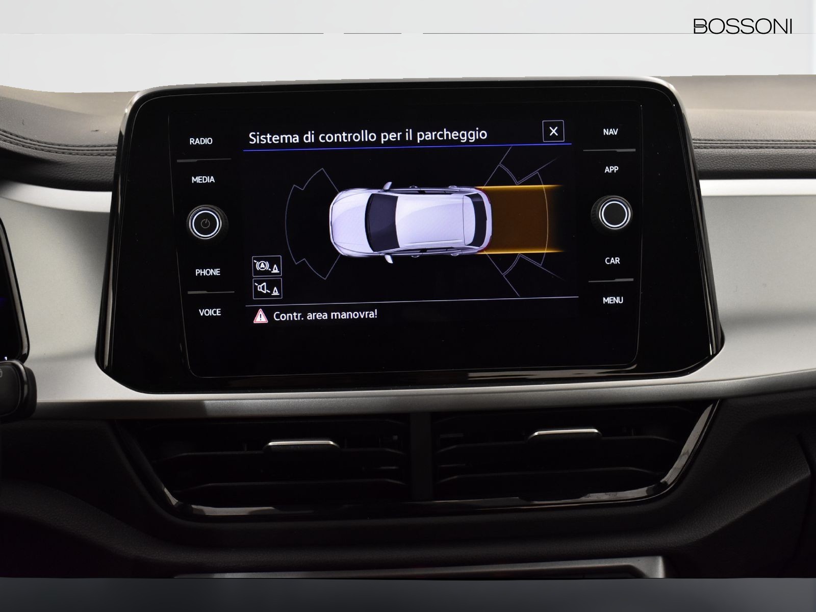 24 - Volkswagen T-Roc 2.0 tdi scr 150cv life dsg